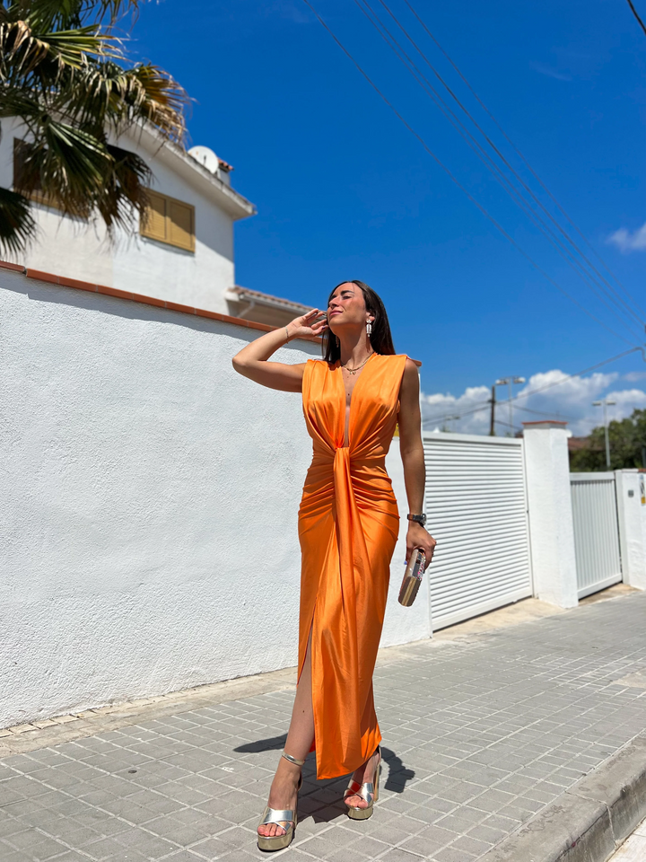 Niyara | Abito con scollo a fiocco